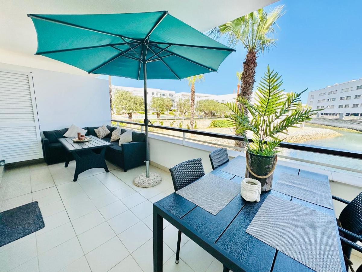 Lucky Star Marina Apartment, With Pool Lagos Eksteriør bilde